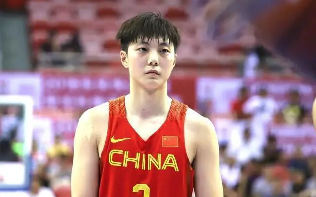 7岁儿童篮球基础训练计划方案_0